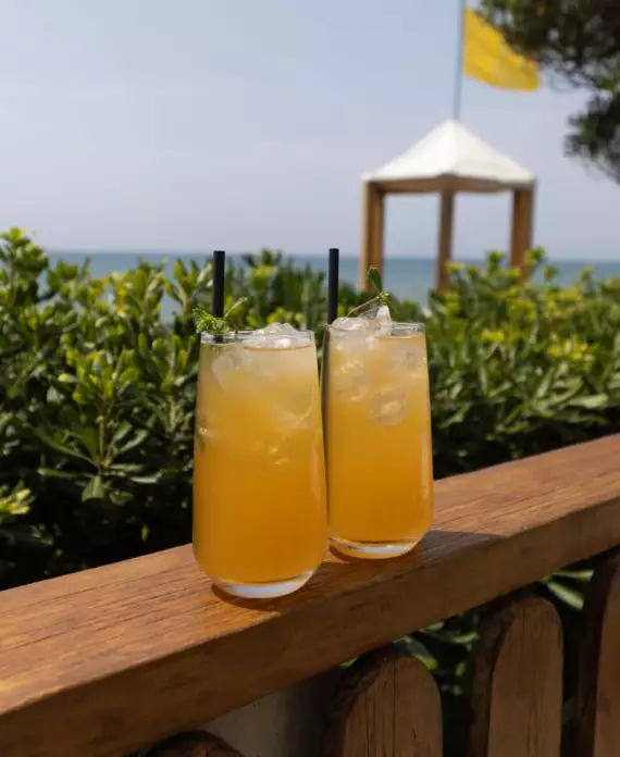 Cocktails con vista sul lido